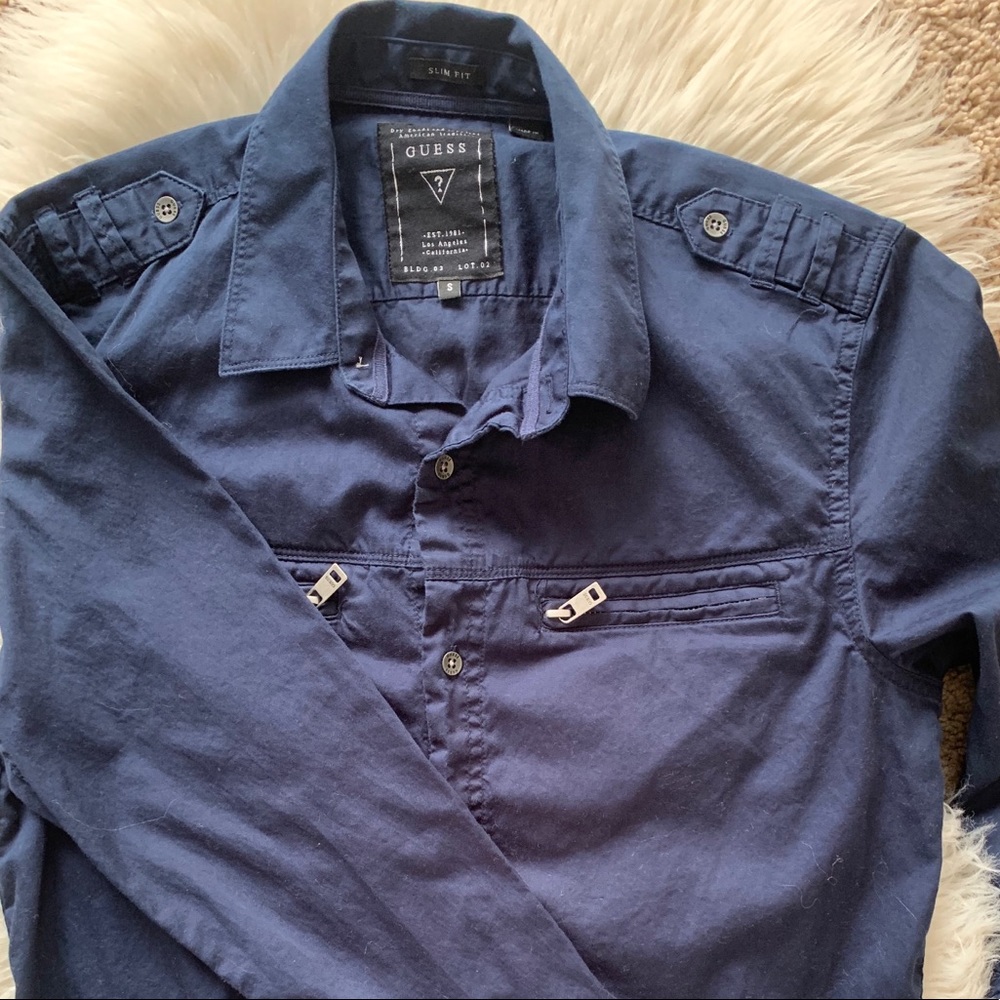 Guess button up